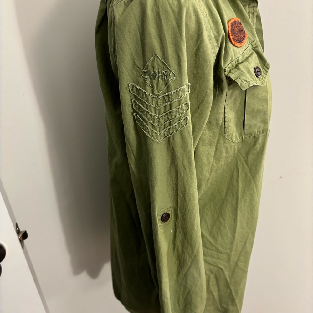 Women's Green Military Style Button Down - Picture 3 of 5